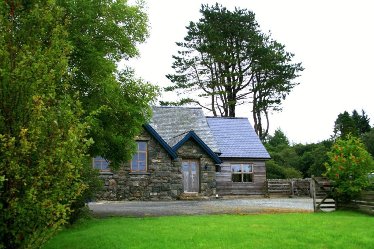 Old Skool Accommodation Trawsfynydd Extérieur photo